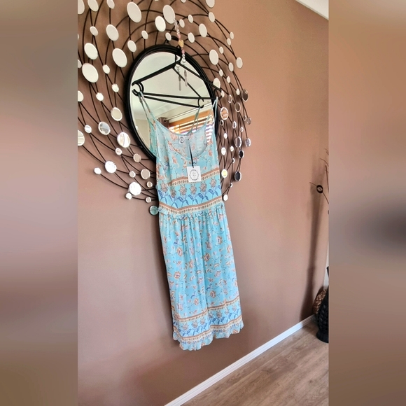 Silver Wishes long strappy dress - Picture 3 of 10